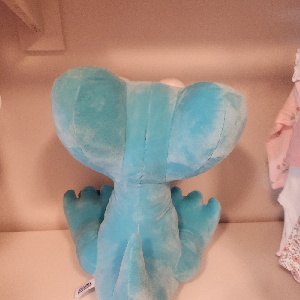 Rainbow Friends Giant Plush Cyan - Picture 9 of 9